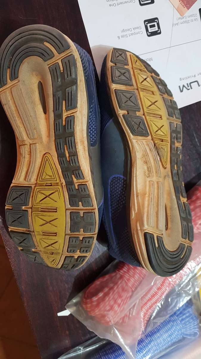 Puma Ignite 6.mm Drop Running Shoes Ladies Size UK 5 & Puma Sweater XL UK 16