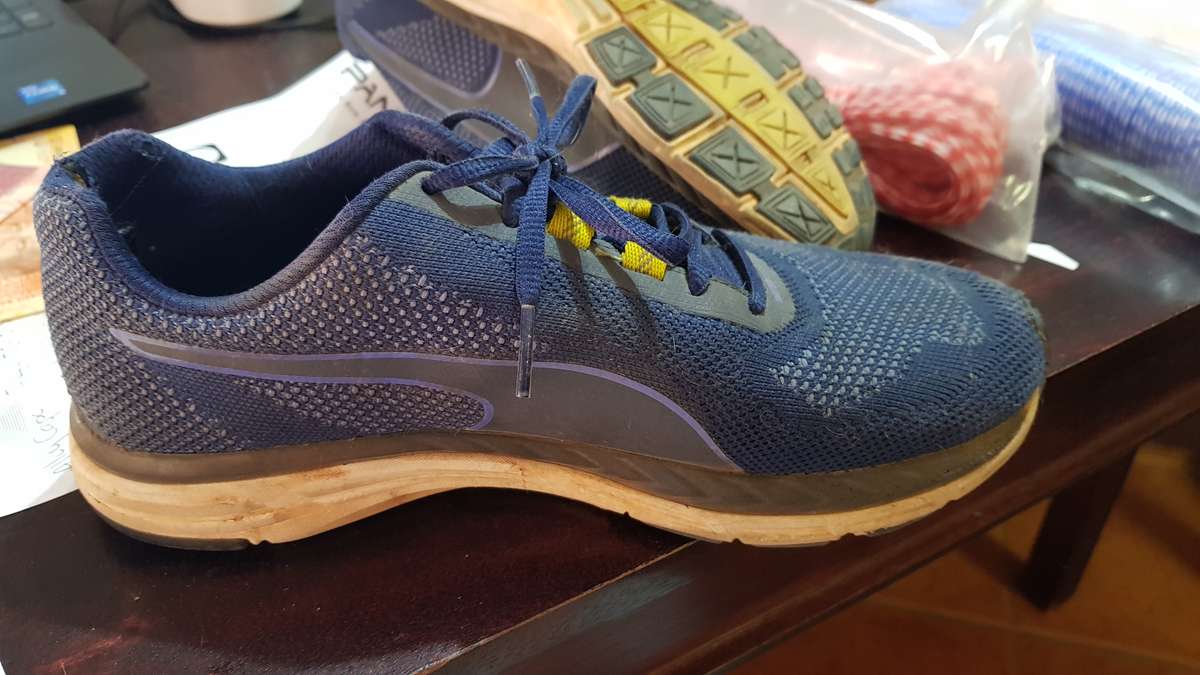 Puma Ignite 6.mm Drop Running Shoes Ladies Size UK 5 & Puma Sweater XL UK 16