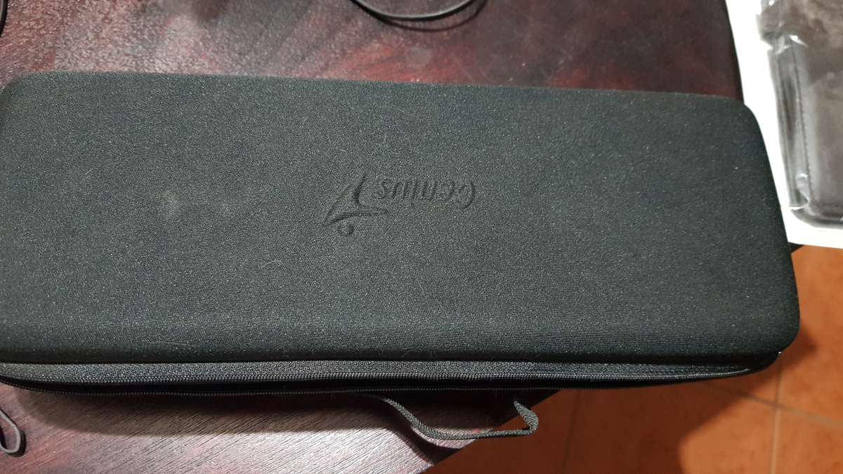 Apple iPod Classic 160GB 2009, Genius iTempo 350 Portable Speaker System for iPod & iPod Case