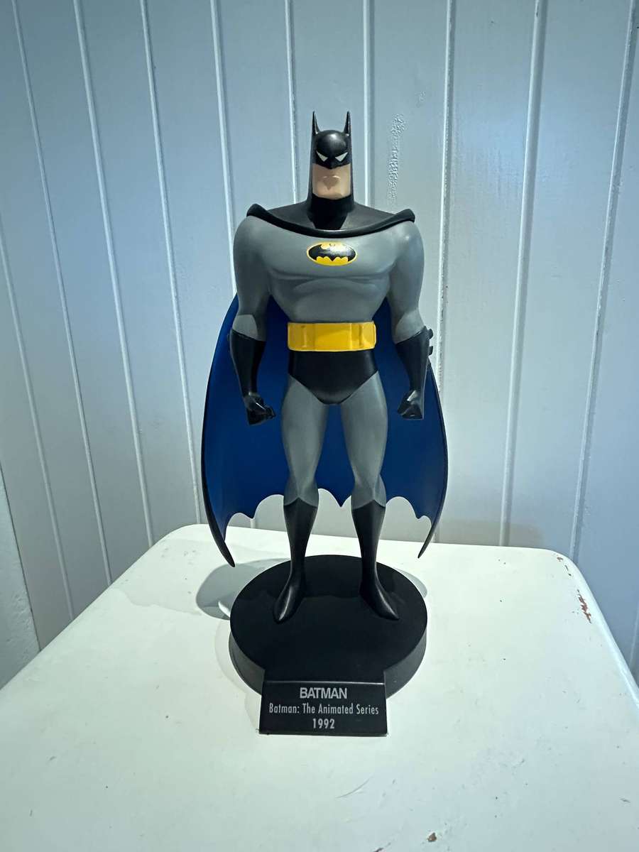 DC Direct BATMAN ANIMATED Limited edition 9 inch Maquette Statue mint in box