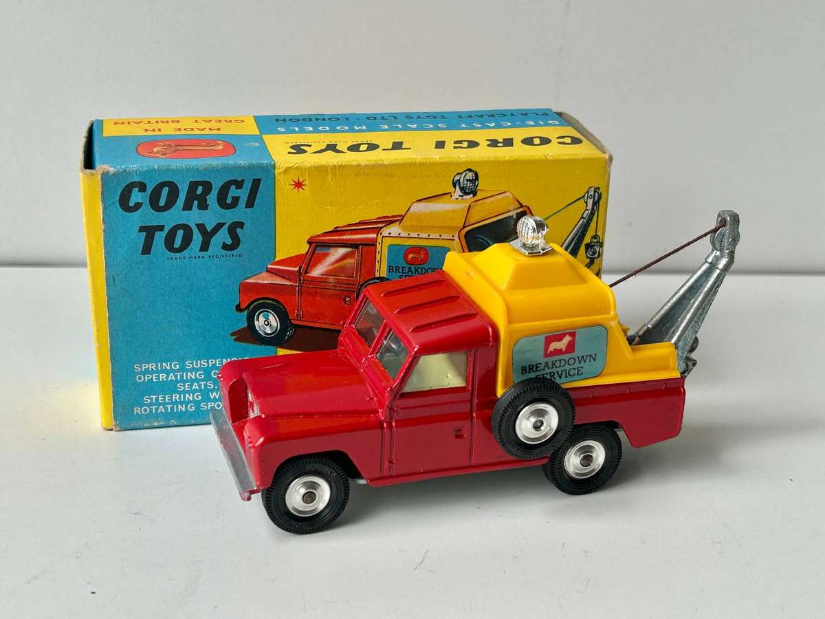 Corgi 477 1966 LAND ROVER Breakdown Truck mint in box