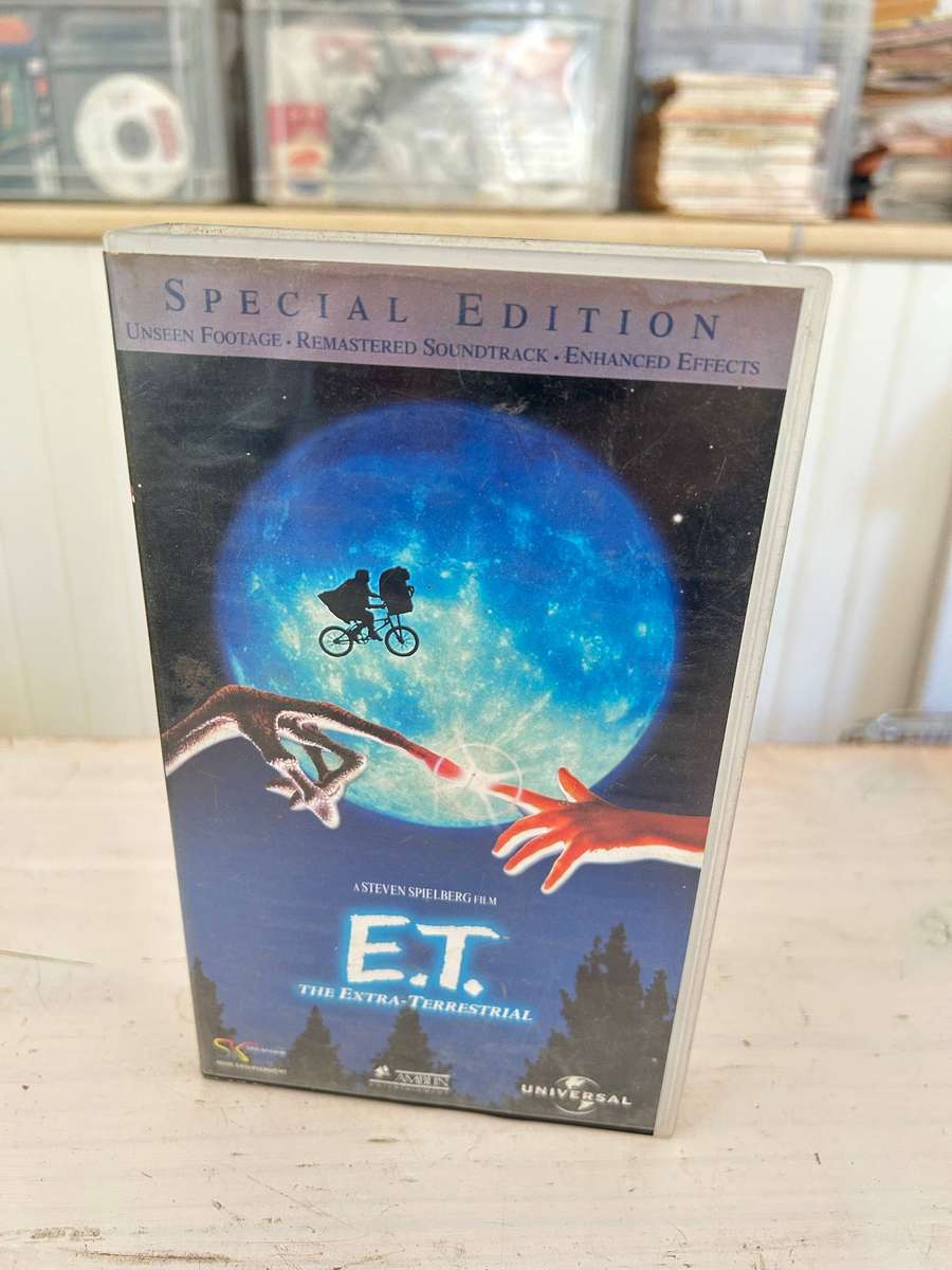 ET The Extra Terrestrial by Steven Spielberg Movie VHS PAL