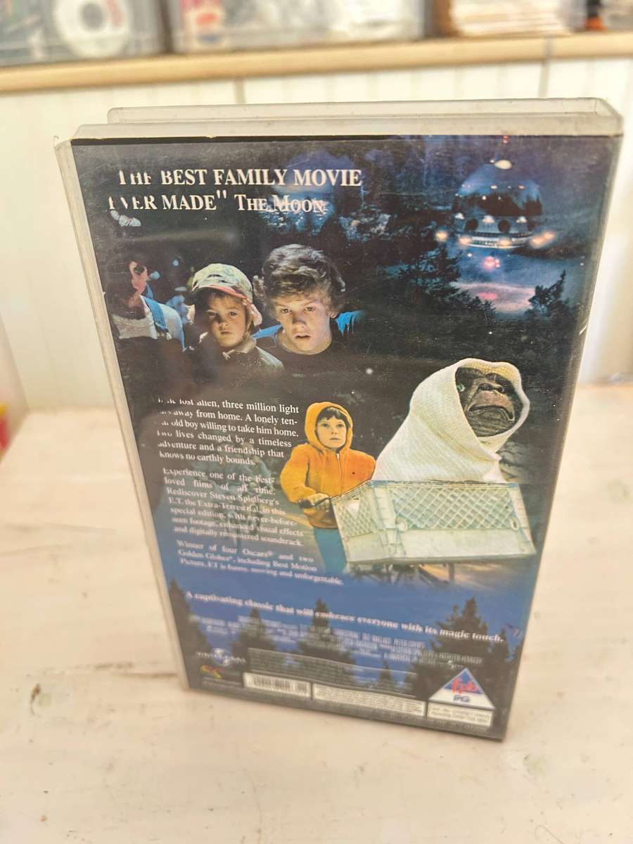 ET The Extra Terrestrial by Steven Spielberg Movie VHS PAL