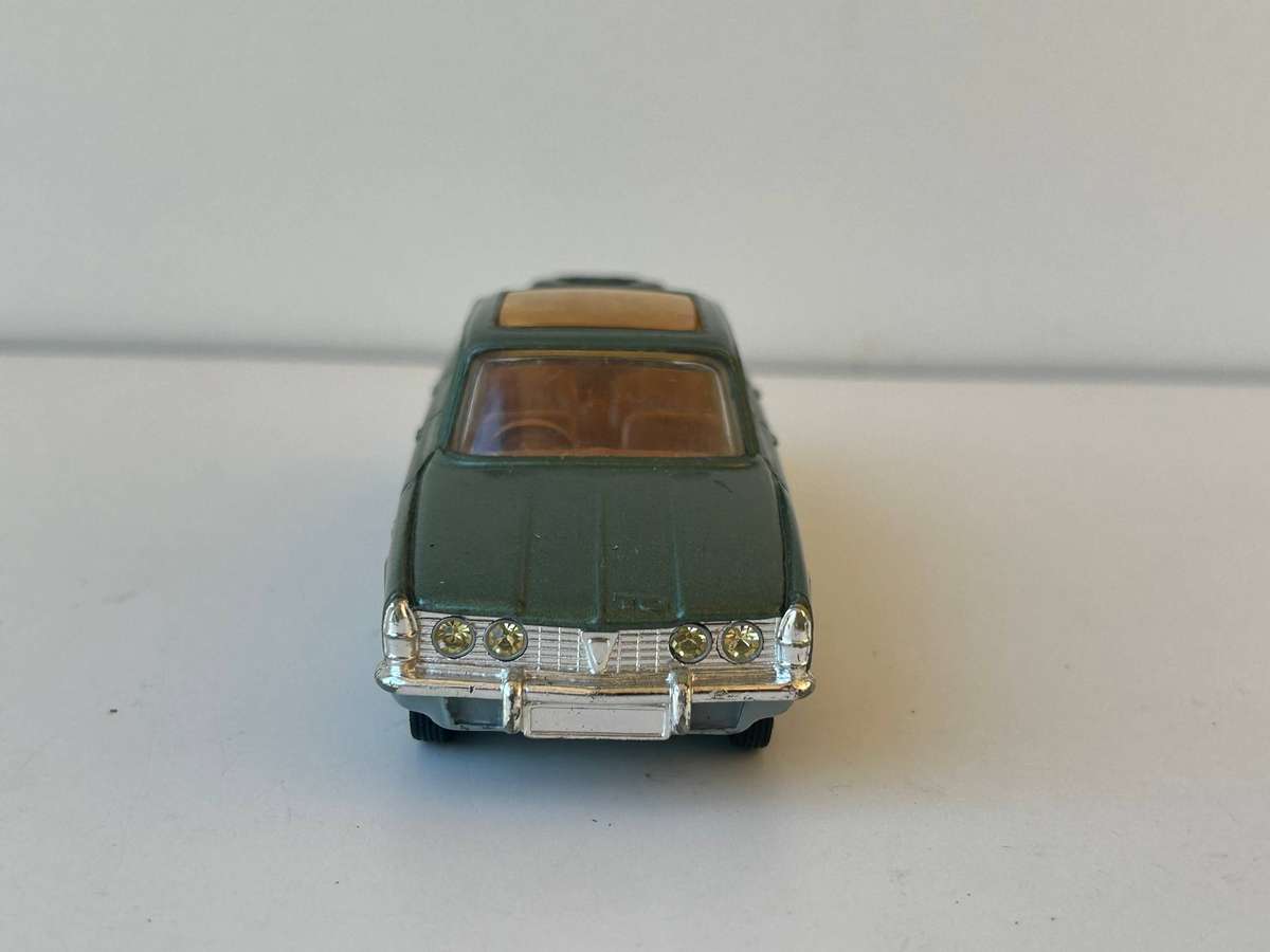 1968 Corgi diecast No 275 ROVER 2000TC diecast car
