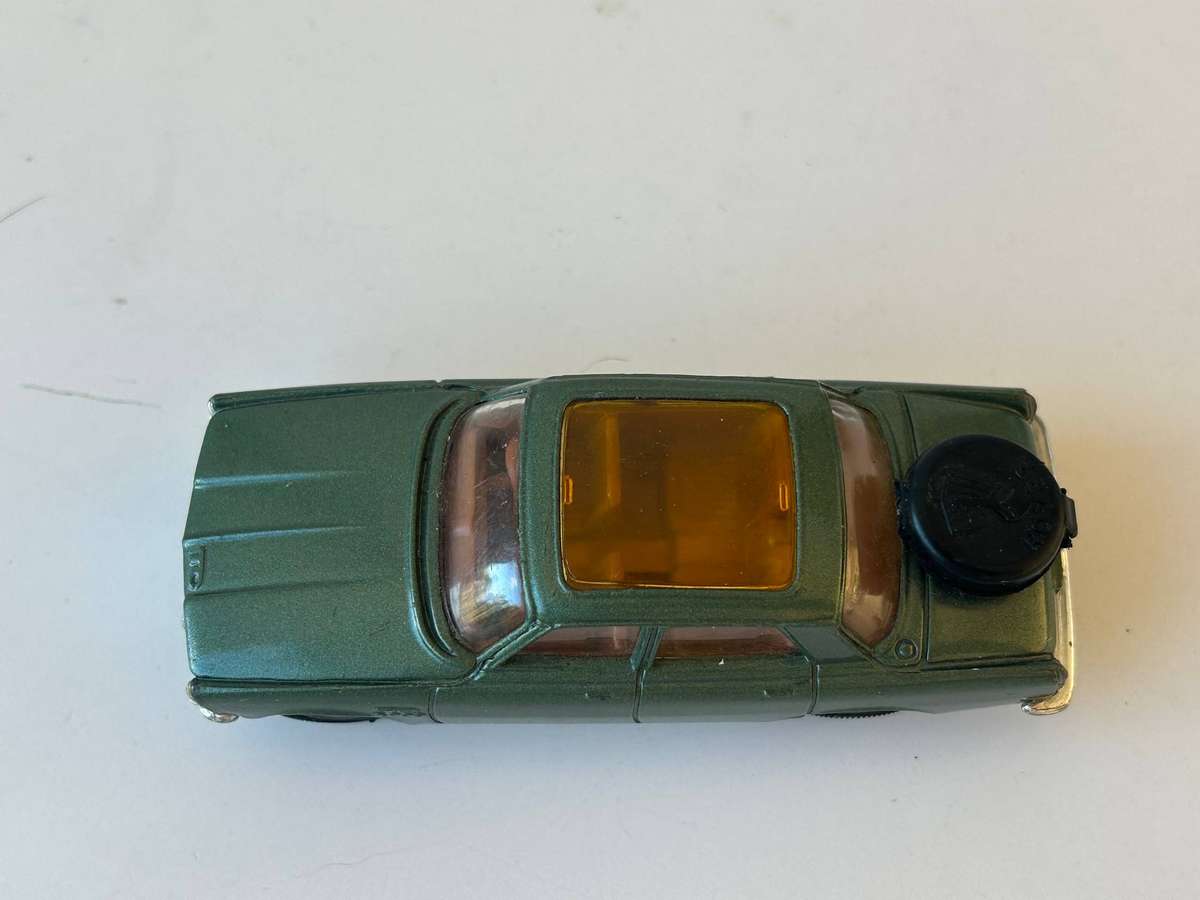1968 Corgi diecast No 275 ROVER 2000TC diecast car