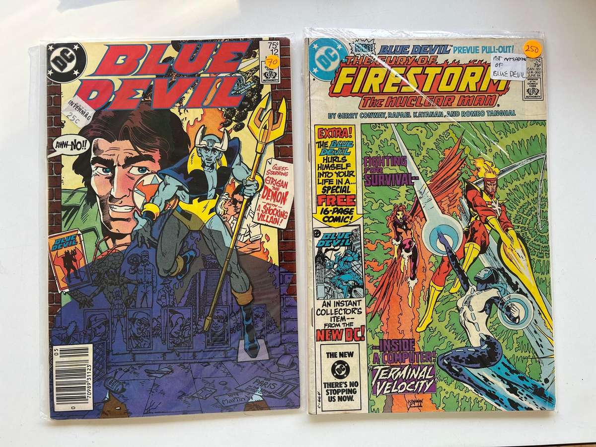 DC comics The BLUE DEVIL lot of 14 comics!