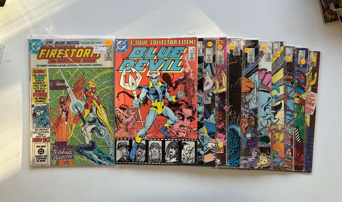 DC comics The BLUE DEVIL lot of 14 comics!