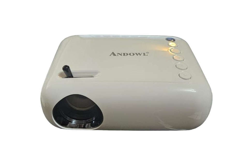 4K LED lamp projector with Ultra HD resolution  Andowl Q-HD220