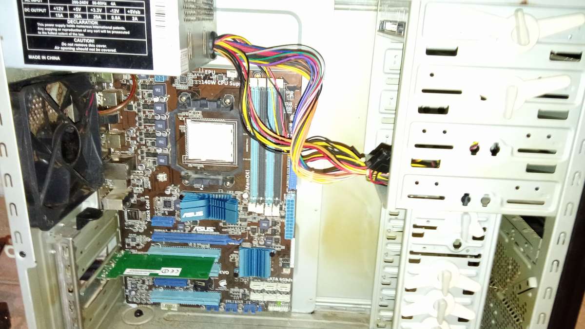 Gigabyte PC Tower For Parts or Not Fully Tested. IF THE MOTHERBOARD  STILL WORKS, YOU SCORE!