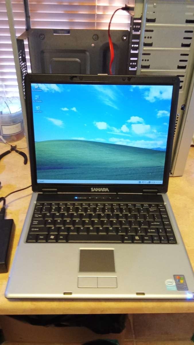 Sahara Laptop - Win XP SP3 - Celeron M 1.4Ghz 256MB RAM