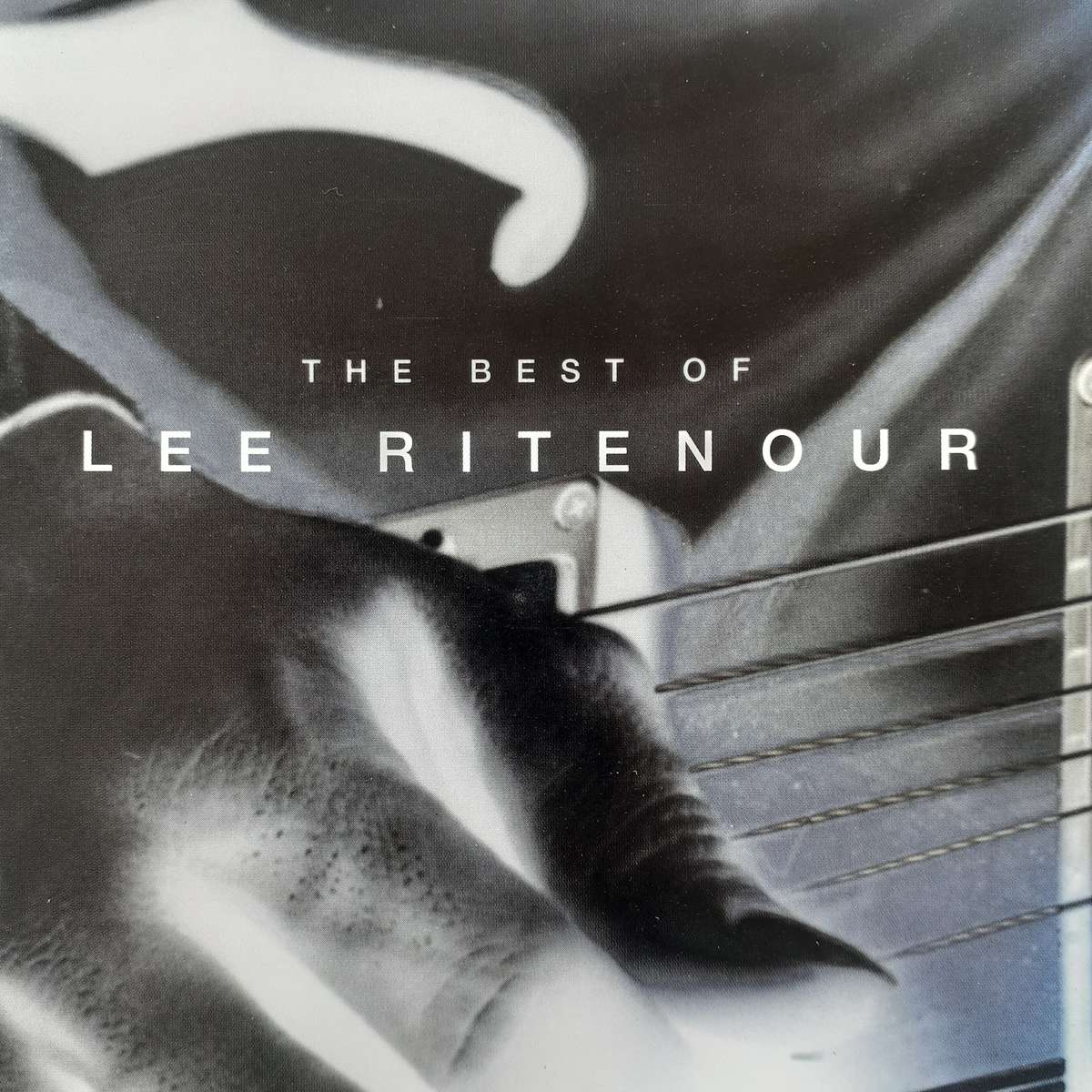 Lee Ritenour - The Best Of Lee Ritenour (2003)