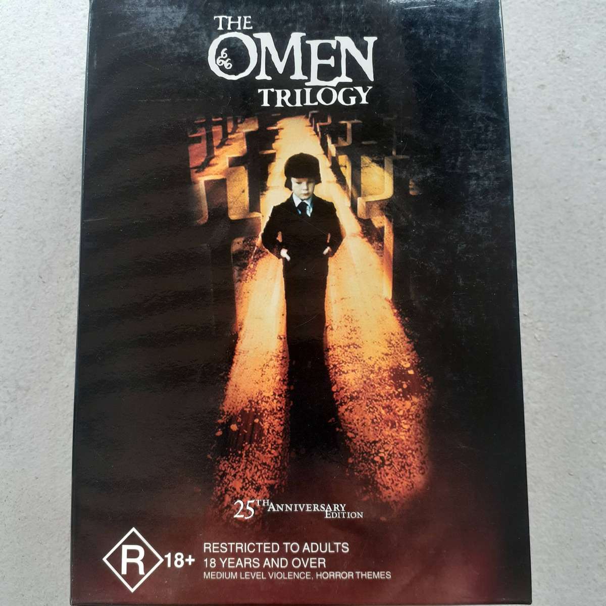 The Omen Trilogy [3 DVD Box]