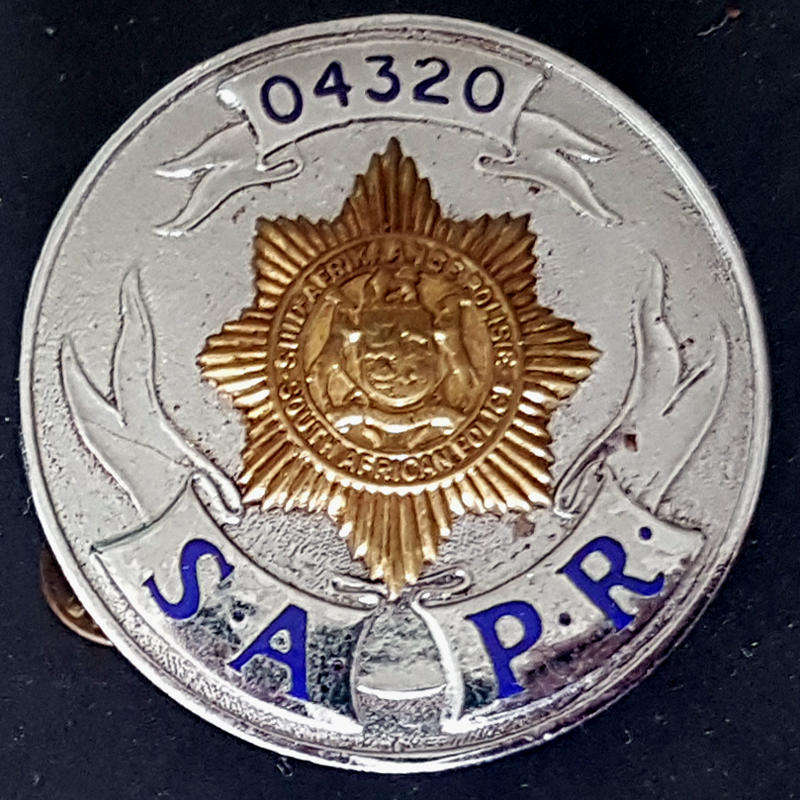 South African Police Reserve Cap Badge Union Period