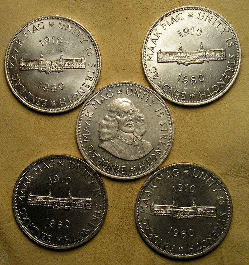 Union 4 x 1960 Silver 5 Shillings + RSA 1 x 1961 Silver 50 Cents * Bid per Coin to take all 5 *
