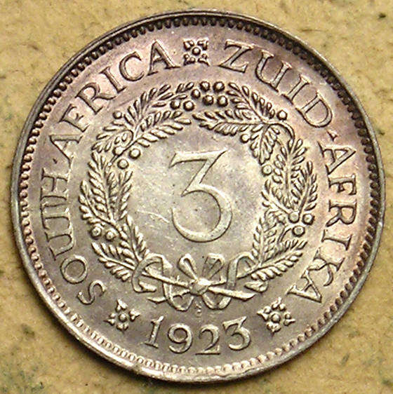 Union: 1923 King George V Silver 3 Pence * High Grade*