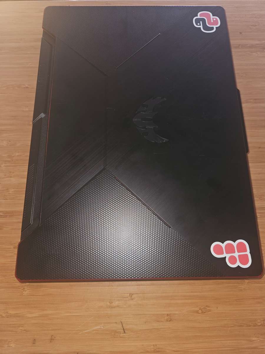 ASUS TUFFGAMING GAMING LAPTOP 16GB RAM/512 SSD