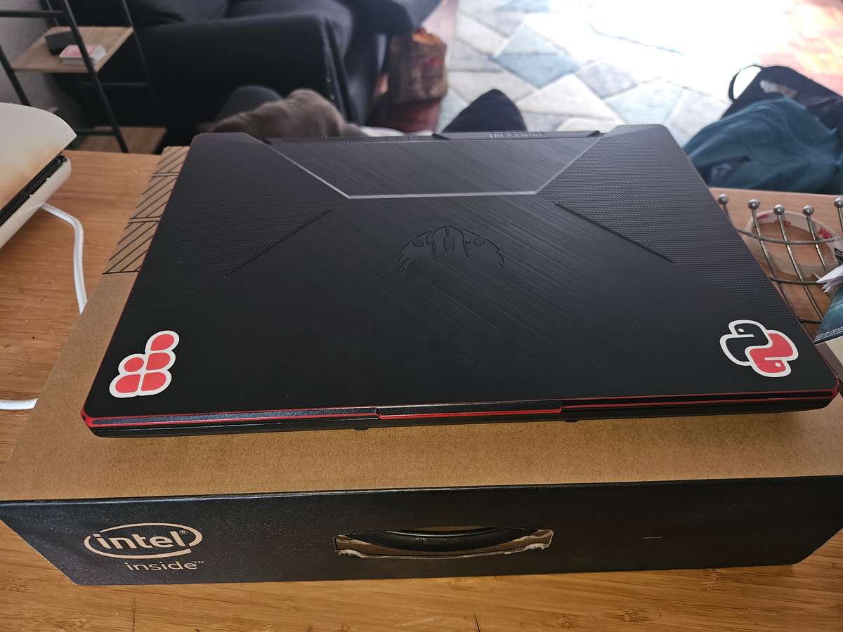 ASUS TUFFGAMING GAMING LAPTOP 16GB RAM/512 SSD
