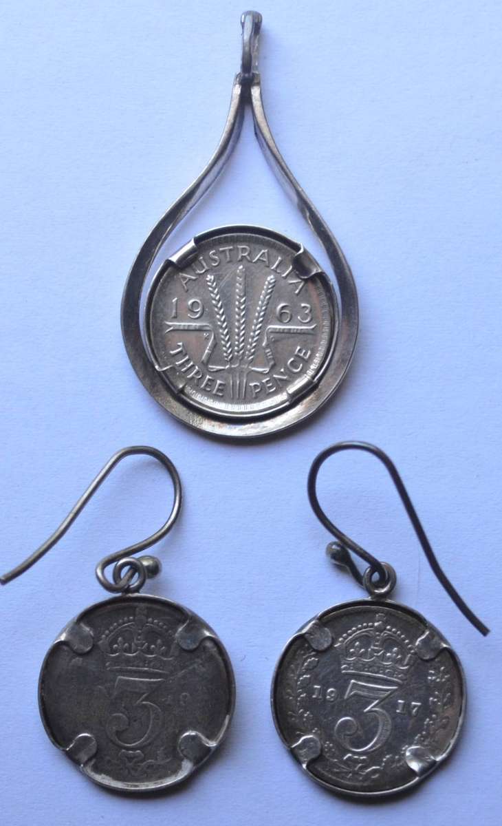 Earing and Pendant Coin Set