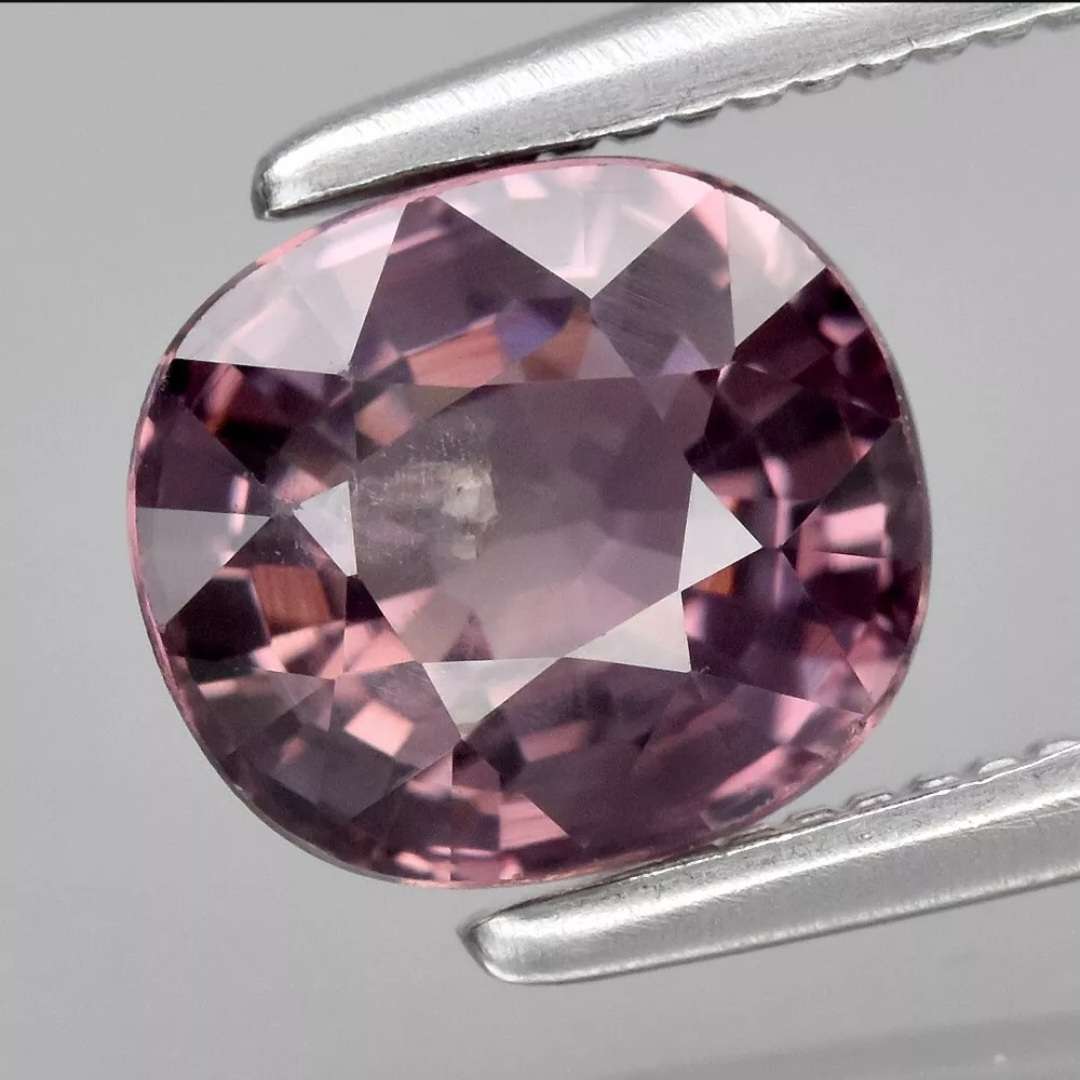 Stunning 1.28ct Cushion Cut Purplish Pink 100% Natural Sapphire