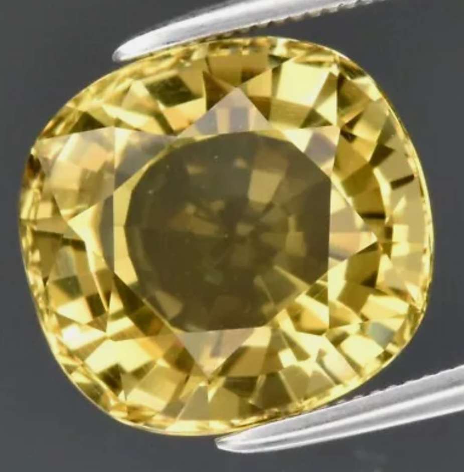 5.56ct Cushion Cut Natural Lemon Quartz