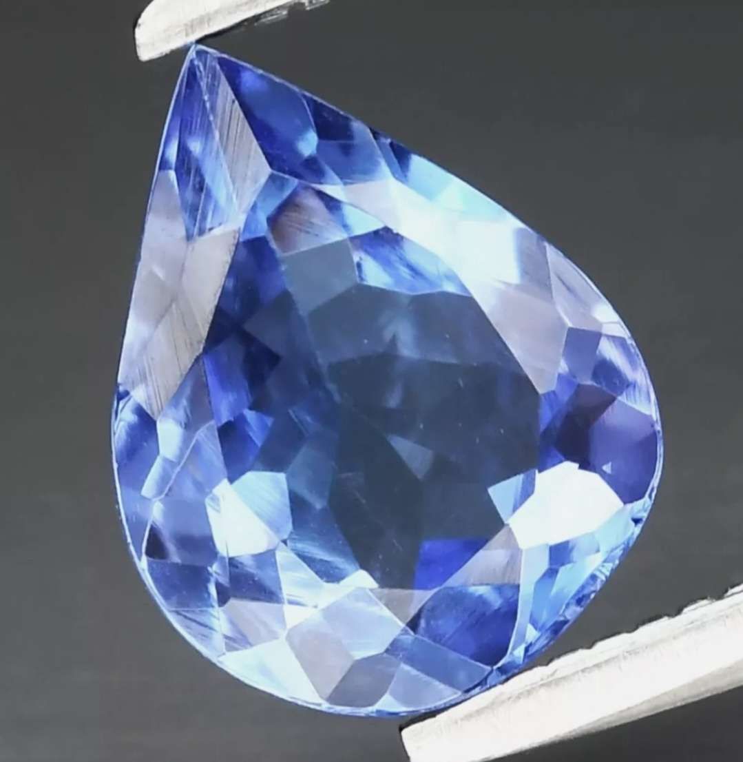 Natural Tanzanite Lot 4.50ct t.w 42 Pieces and 0.88ct Pear Cut Tanzanite