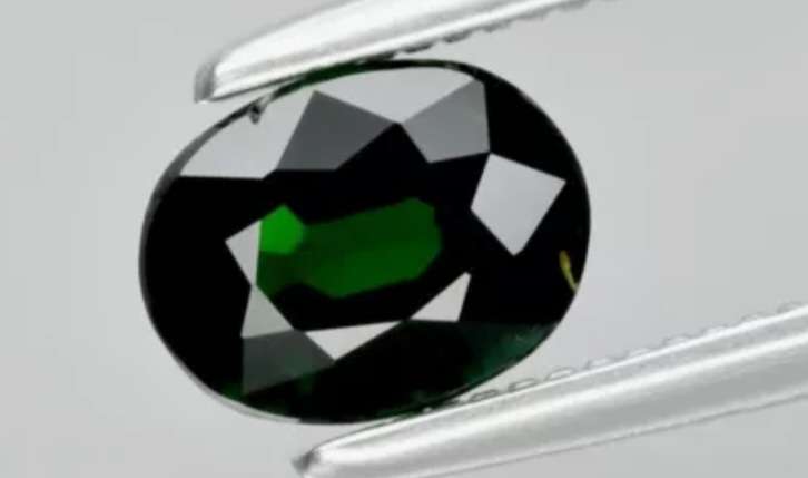 Natural Green Chrome Tourmaline Oval Cut