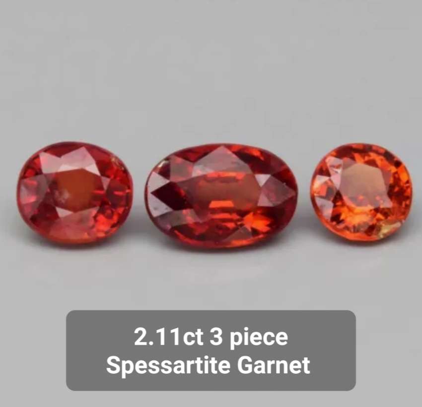 Over 12cts mixed Gemstone lot - Your bid is for all