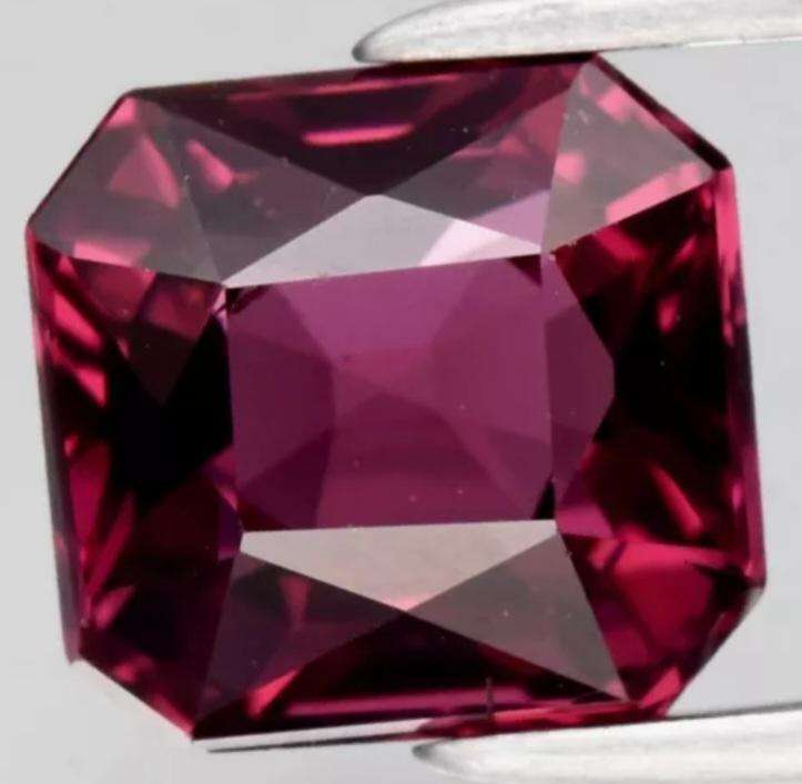 1.69ct Natural Octagon Cut Rhodolite Garnet