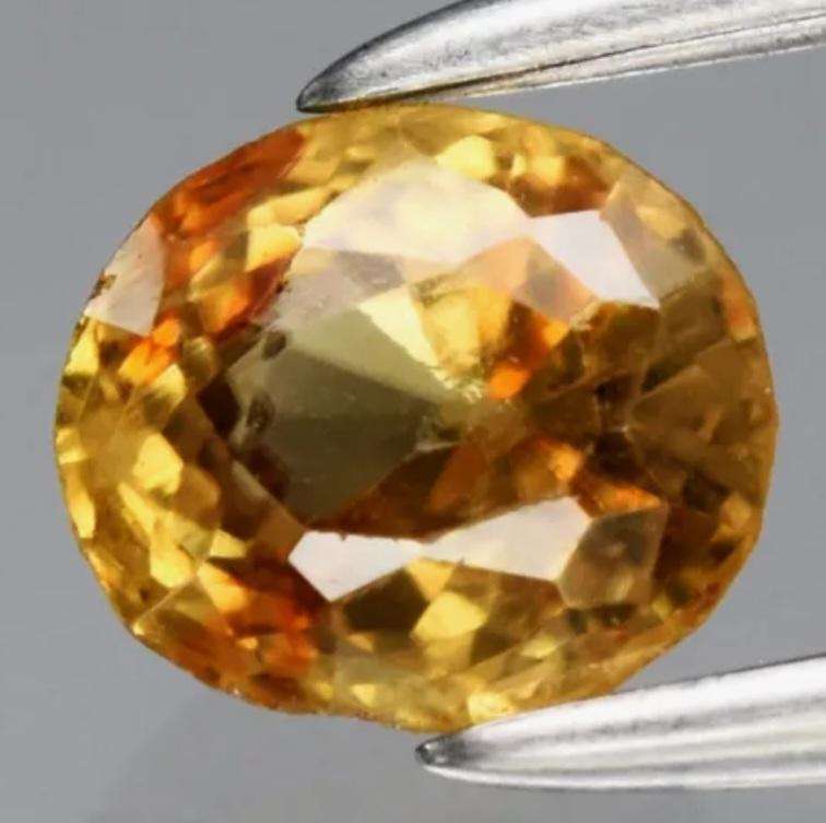 Stunning Oval Cut Natural Yellow Sapphire