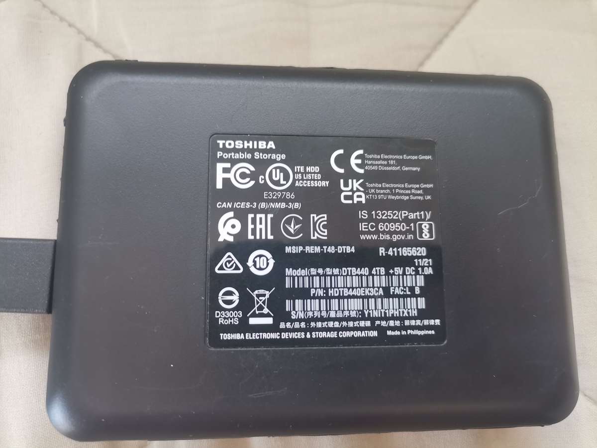 Toshiba 4TB 2.5" External Hard drive Plug n Play