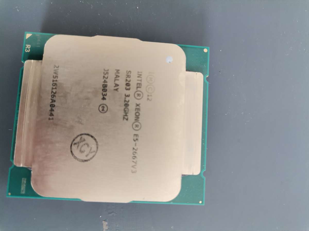 Intel Xeon CPU Pair E5-2667V3 & E5-2687WV3 LGA2011 Socket