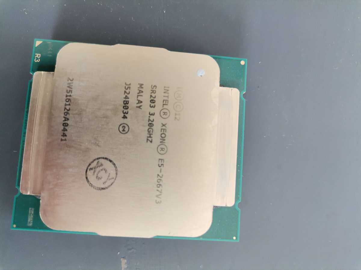 Intel Xeon CPU Pair E5-2667V3 & E5-2687WV3 LGA2011 Socket