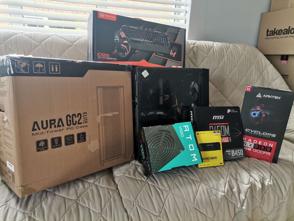 Ryzen 5 Budget Gaming PC with RX 580 8GB & 16GB RAM + 4-in-1 Bundle