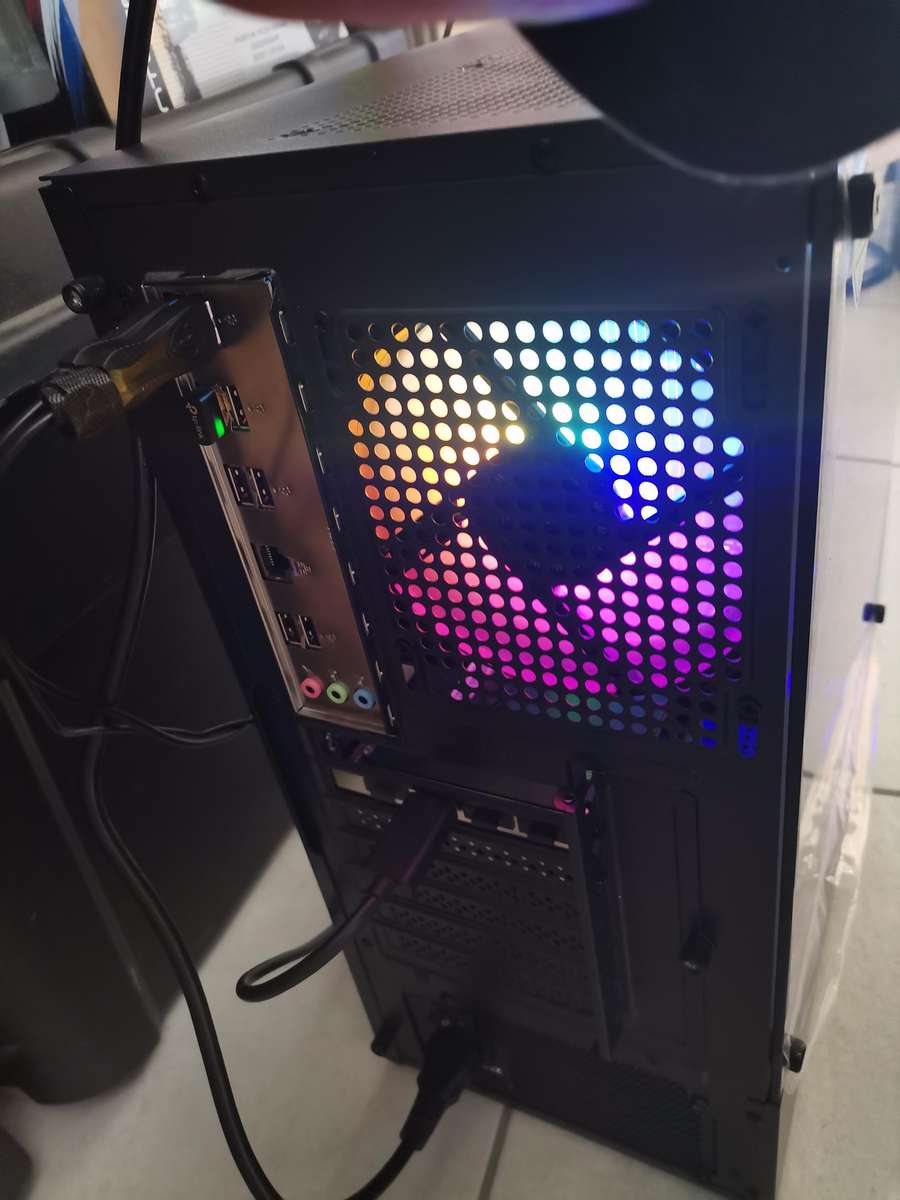 Intel Xeon Gaming PC with RX 5700XT 8GB GPU & 16GB RAM with Wifi&Bluetooth