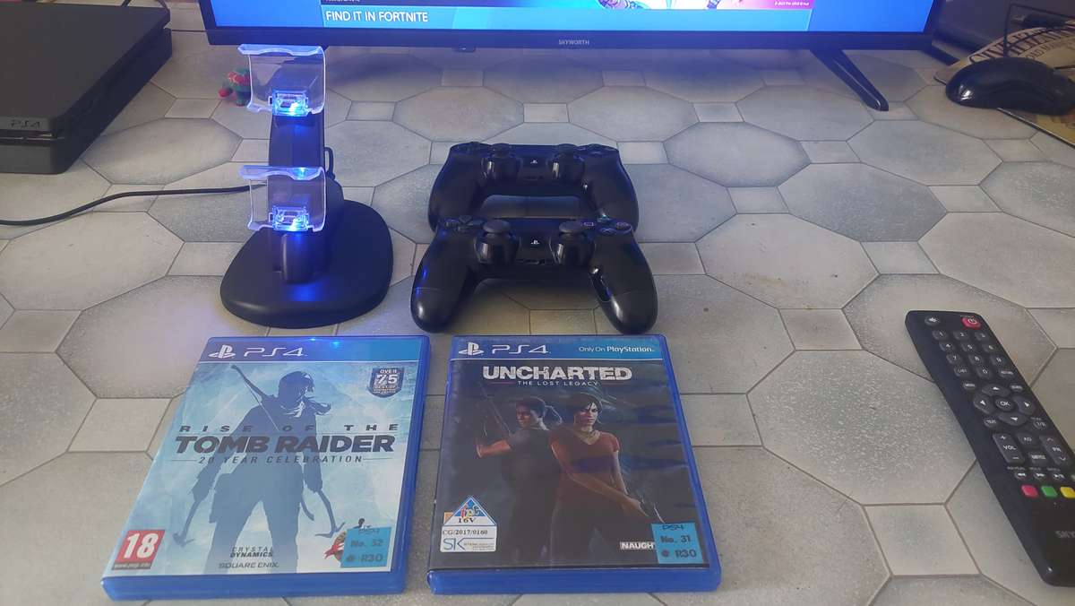 PS4 Accessories and Games