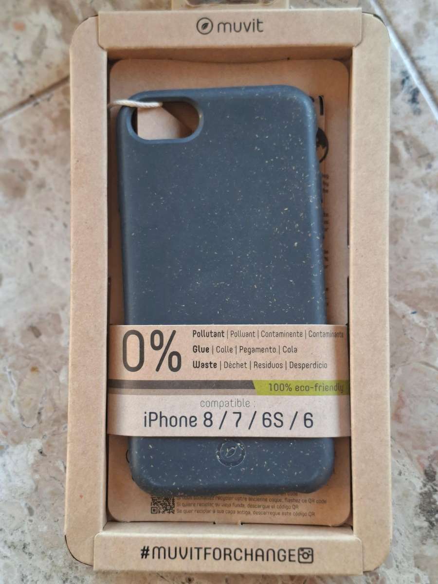 R1.00 NO RESERVE AUCTION - BULK iPhone COVERS