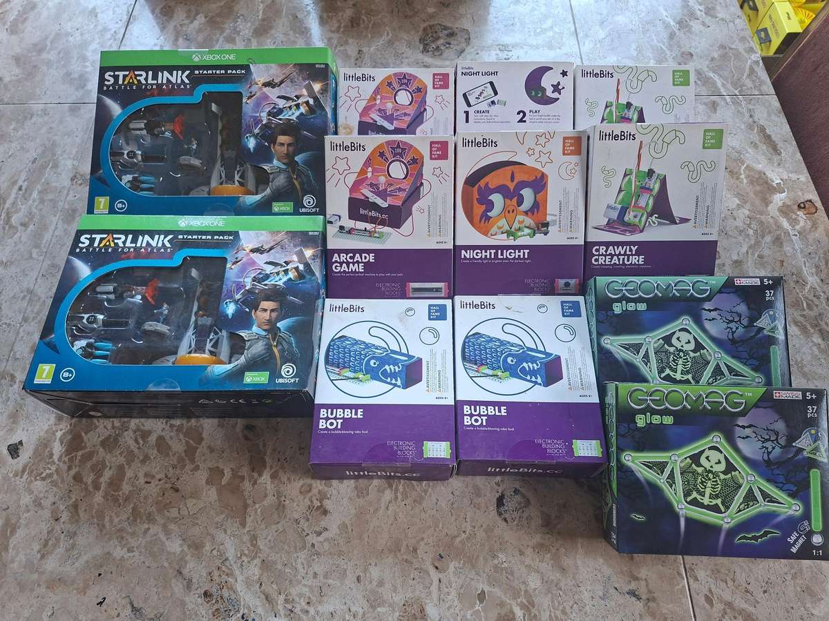 R1 NO RESERVE AUCTION  ALL NEW STEM TOYS!