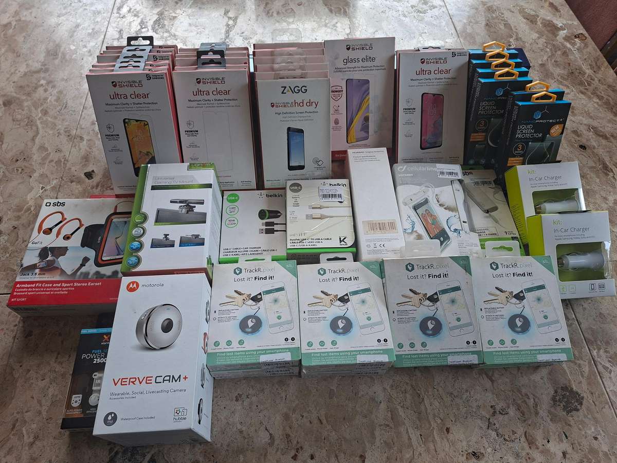 Auction Box 1  Mixed Cell Phone Accessories R1.00 Start | NO RESERVE!