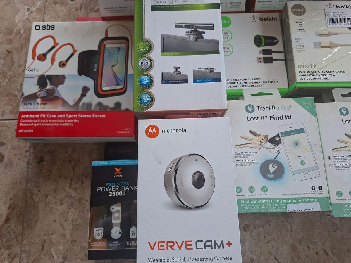 Auction Box 1  Mixed Cell Phone Accessories R1.00 Start | NO RESERVE!