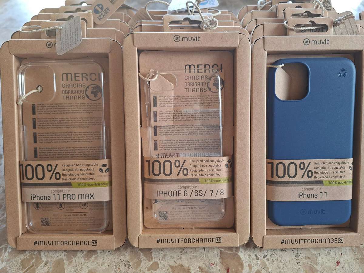 20 x MUVIT iPhone Cellphone Covers