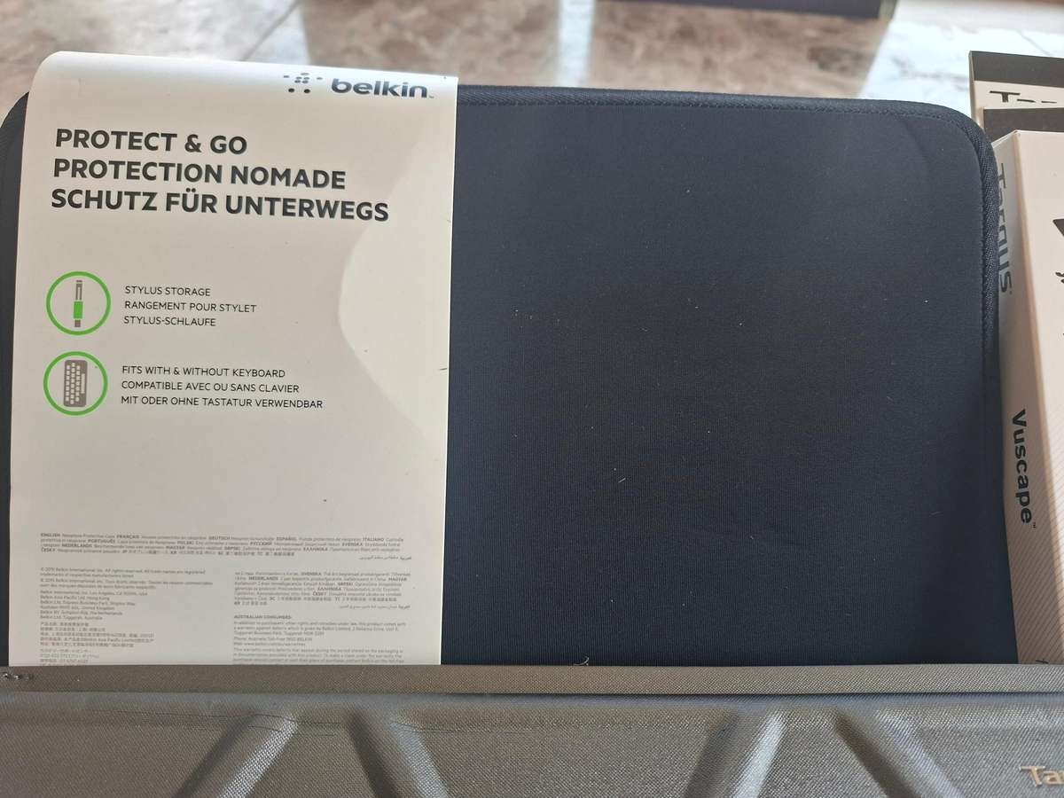 17x ORIGINAL LAPTOP & iPAD COVERS  BELKIN, TARGUS, SURVIVOR & MORE