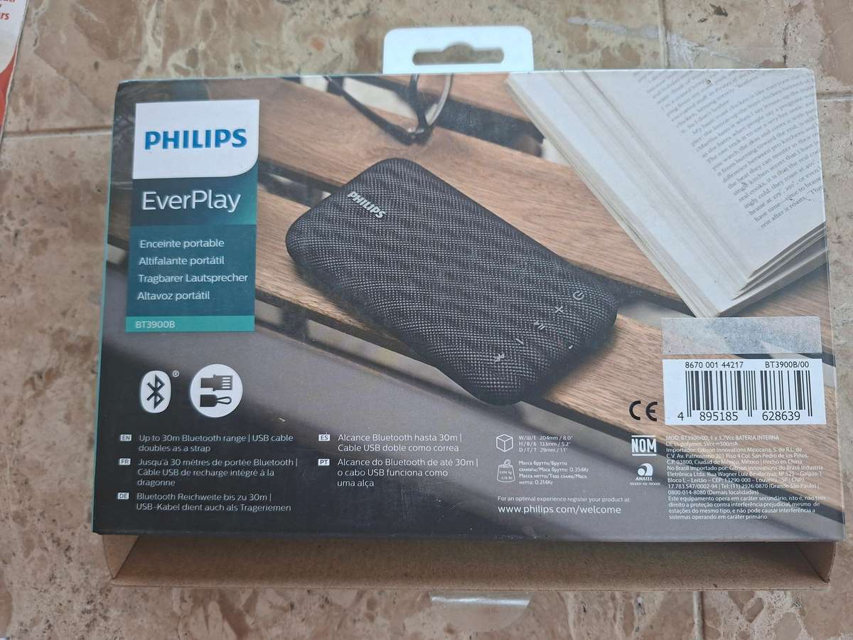 R1.00 NO RESERVE AUCTION  PHILIPS SOUND SYSTEM, SHAVER & MORE!