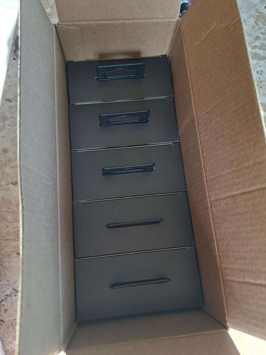 Mophie Power Capsule 1400mAh Travel Charging Case  5 Units (Brand New, Sealed in Master Carton