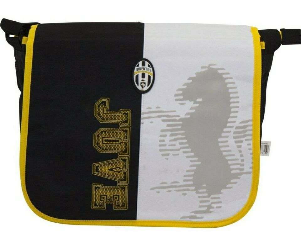 1x Juventus Bag + Trust 15 Blue Sleeve + Trust 15 Brown Sleeve + BONUS Wireless Bluetooth Mouse
