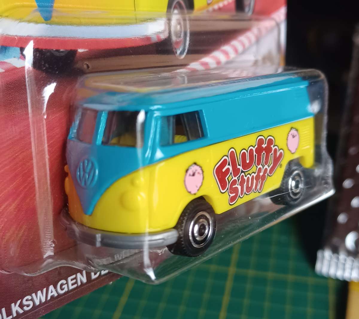 2023 Matchbox ~ Candy Crunch ~ No4/6 Volkswagen Delivery Van