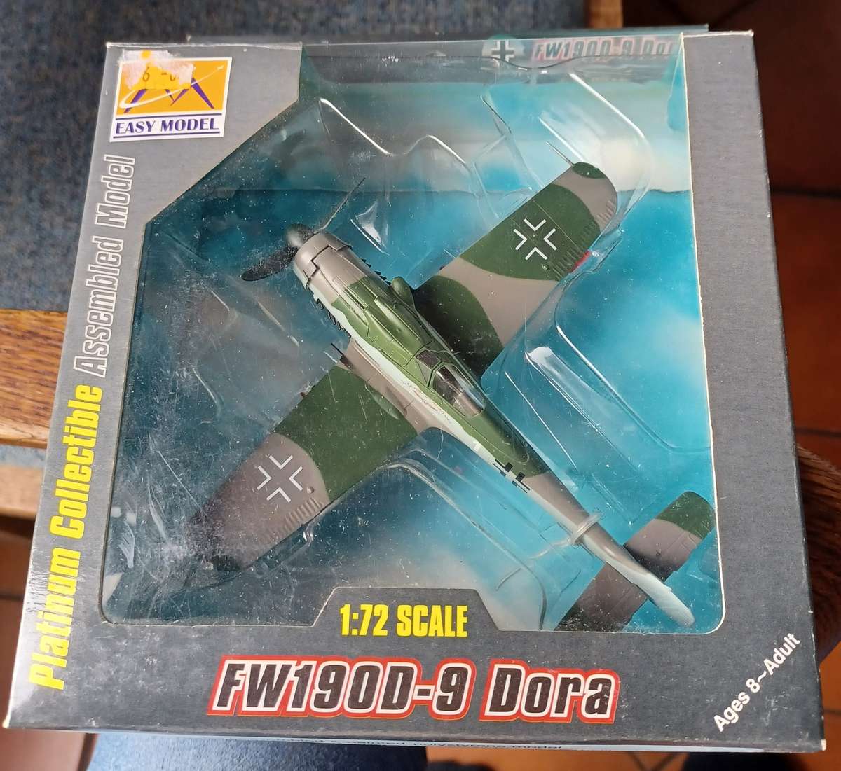 Platinum Collection ~  Scale 1:72 ~ FW190D-9 Dora