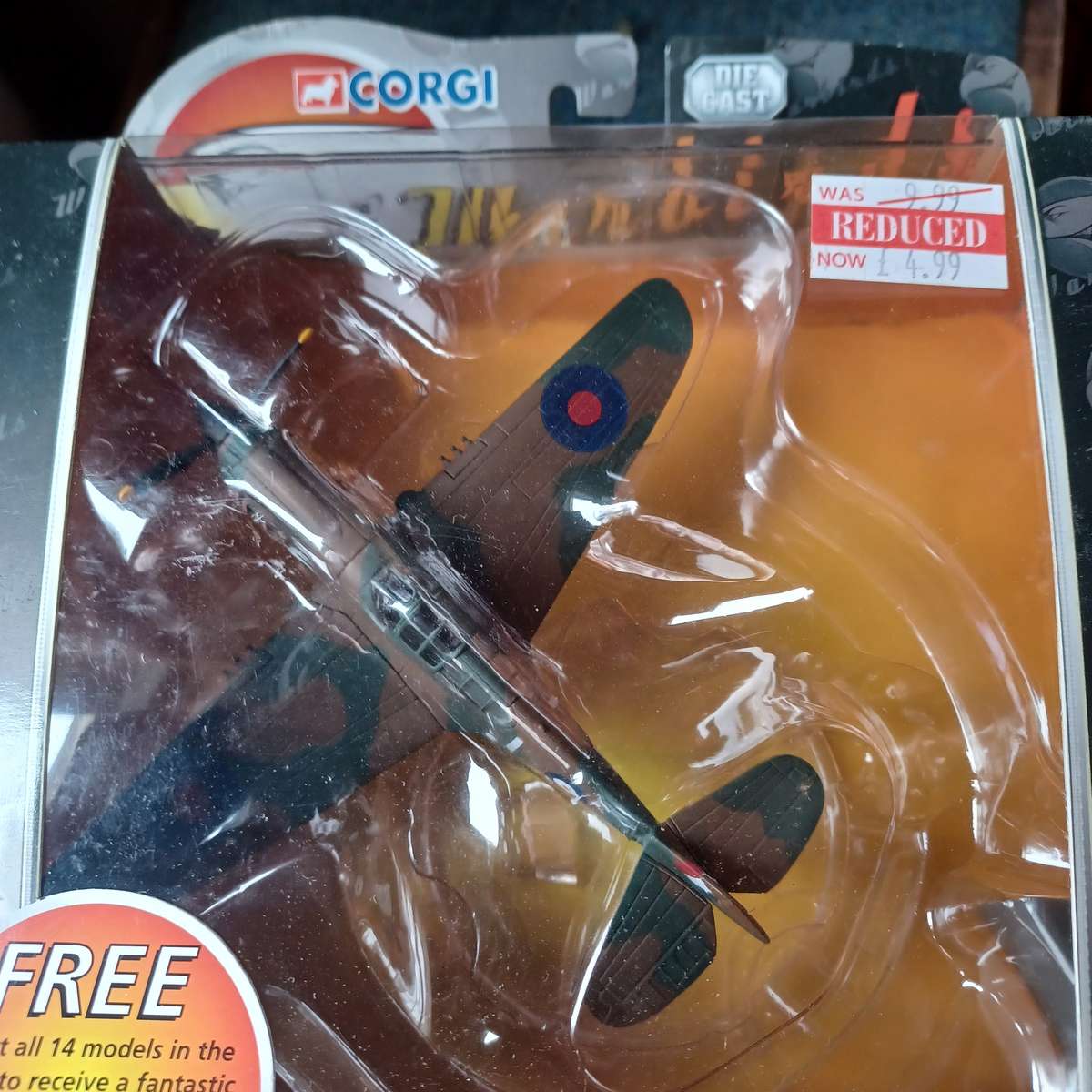 Corgi ~  Scale 1:72 ~ Curtiss P40 Kittyhawk IA Flt. Les Jackson April 1942