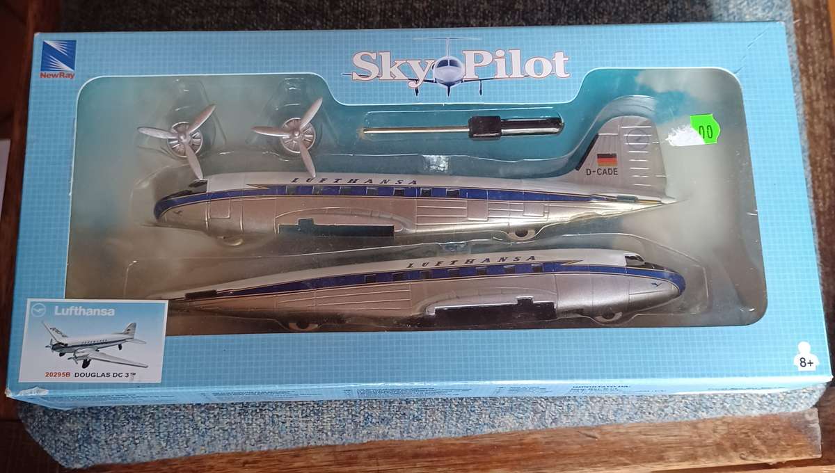 Sky Pilot ~  Douglas DC3 "Lufthansa"