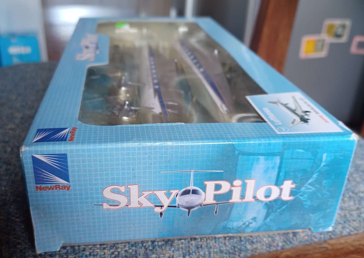 Sky Pilot ~  Douglas DC3 "Lufthansa"