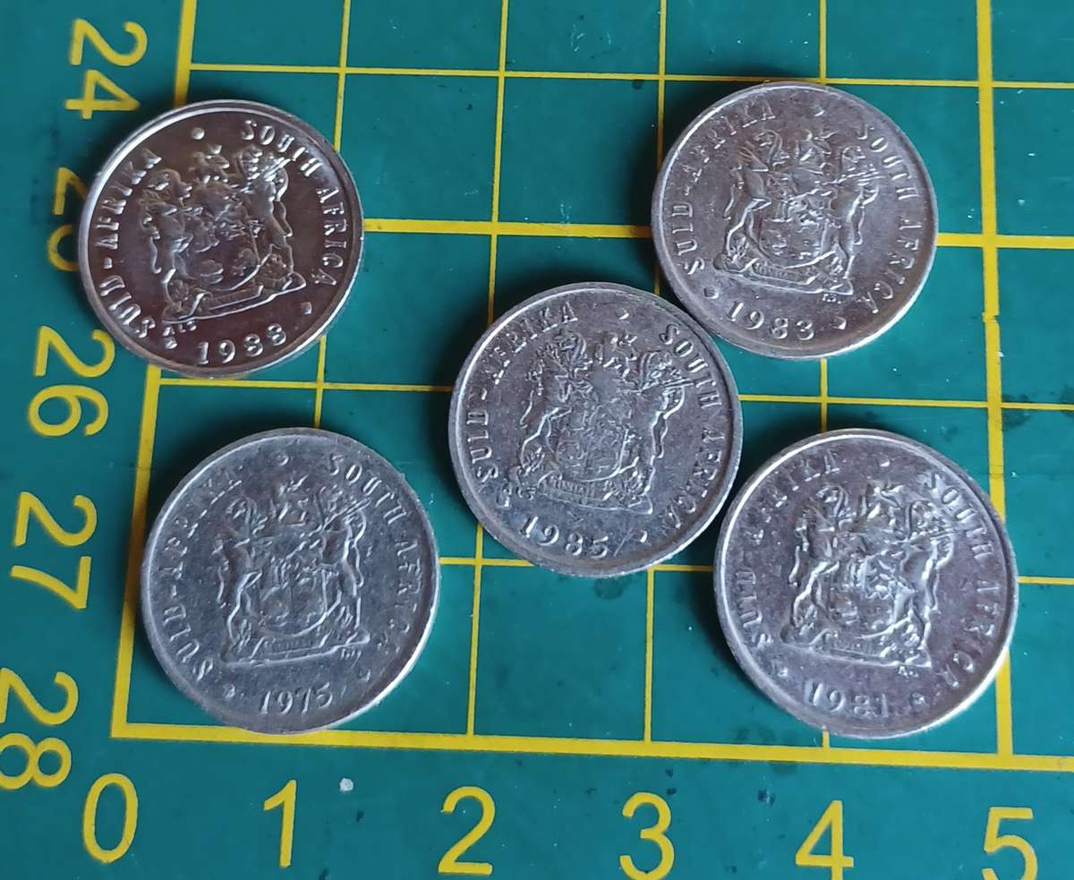 1988, 1981, 1975, 1983, 1985 5Cent Coins ~ South Africa